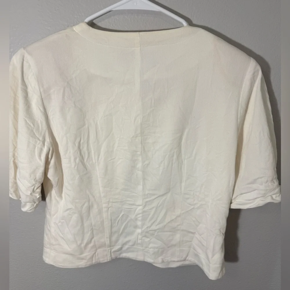 Vintage White Floral Button-Up Blouse - Picture 5 of 7